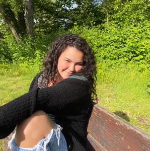 Meet your Posher, Cierra